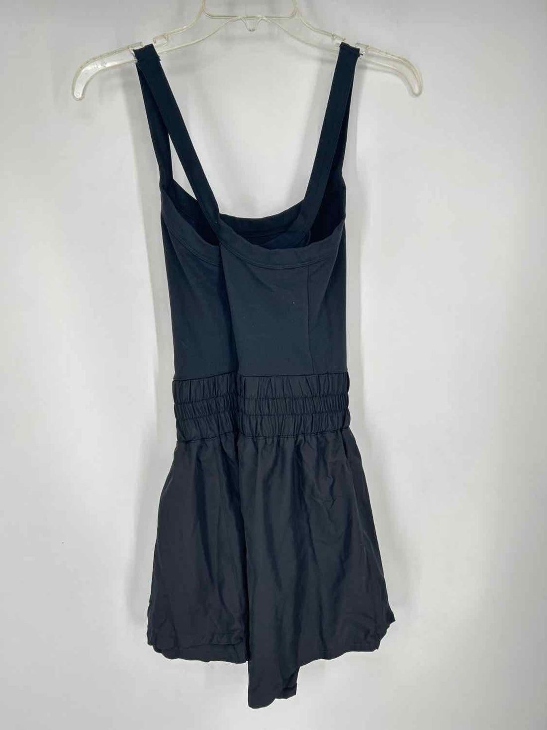Anrabess Size L Black NWT Active Dresses