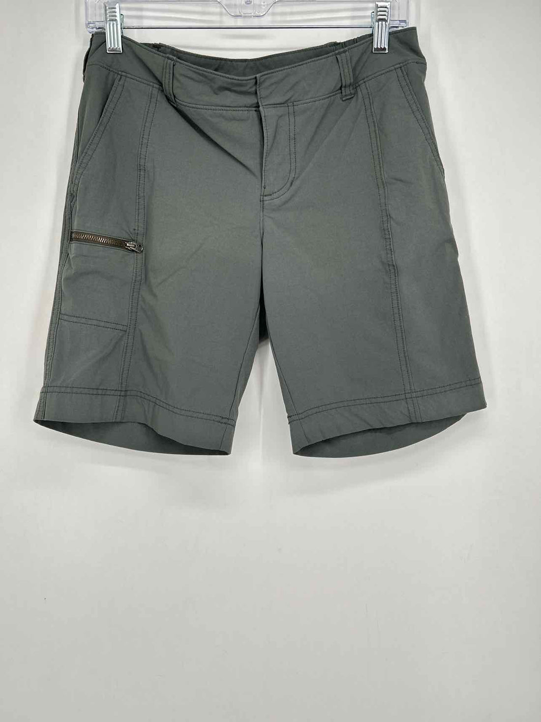 Athleta Size 8 Green Shorts