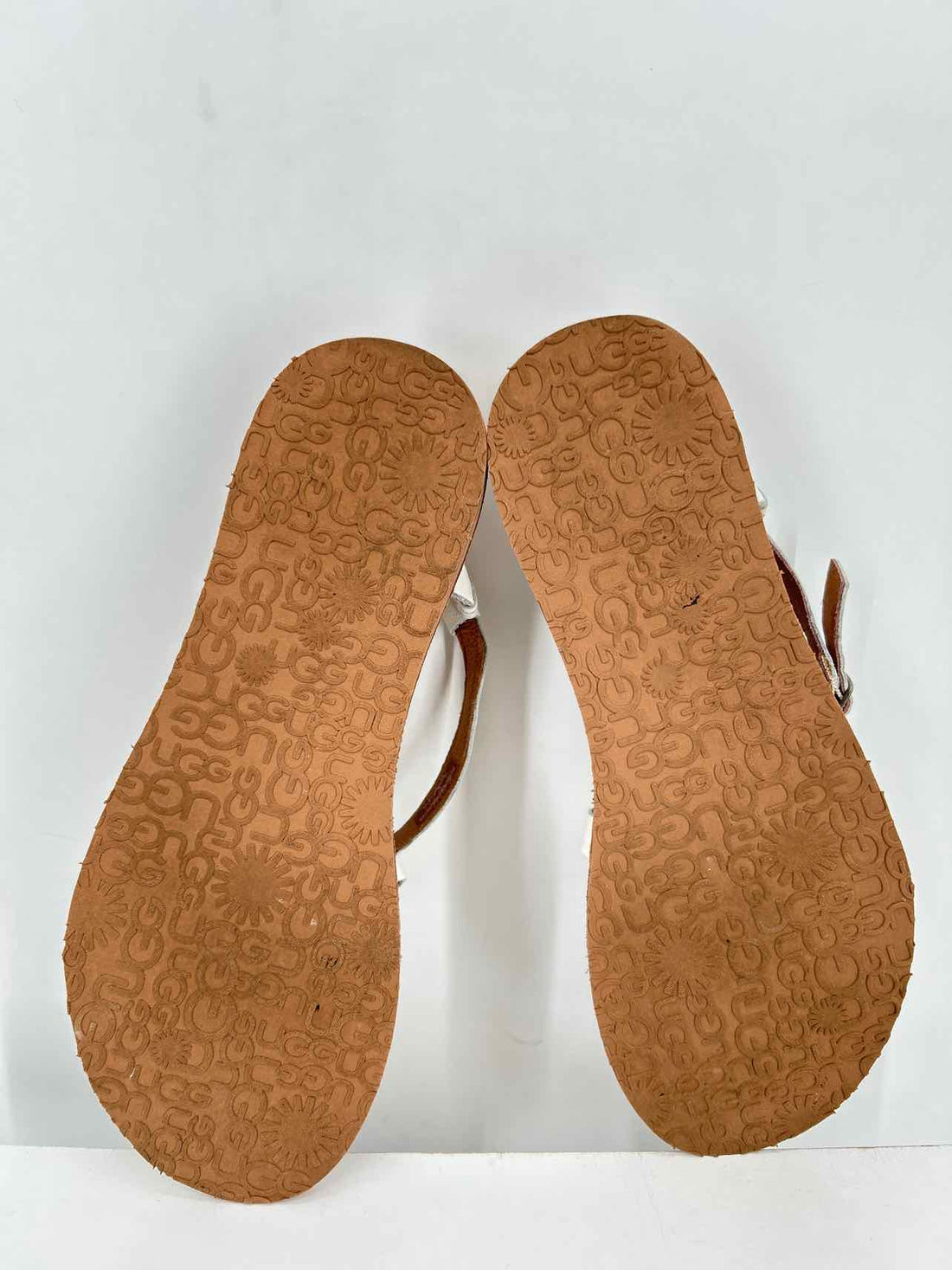 Ugg Women Size 9 White & Silver Sandals