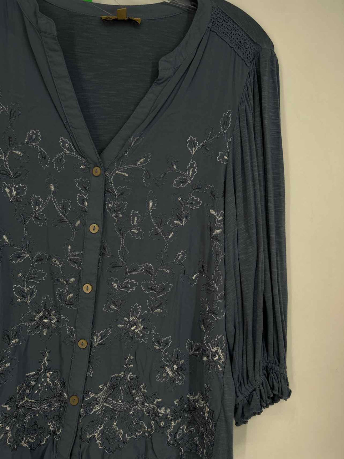 Democracy Size L Dusty Blue Embroidered Long Sleeve