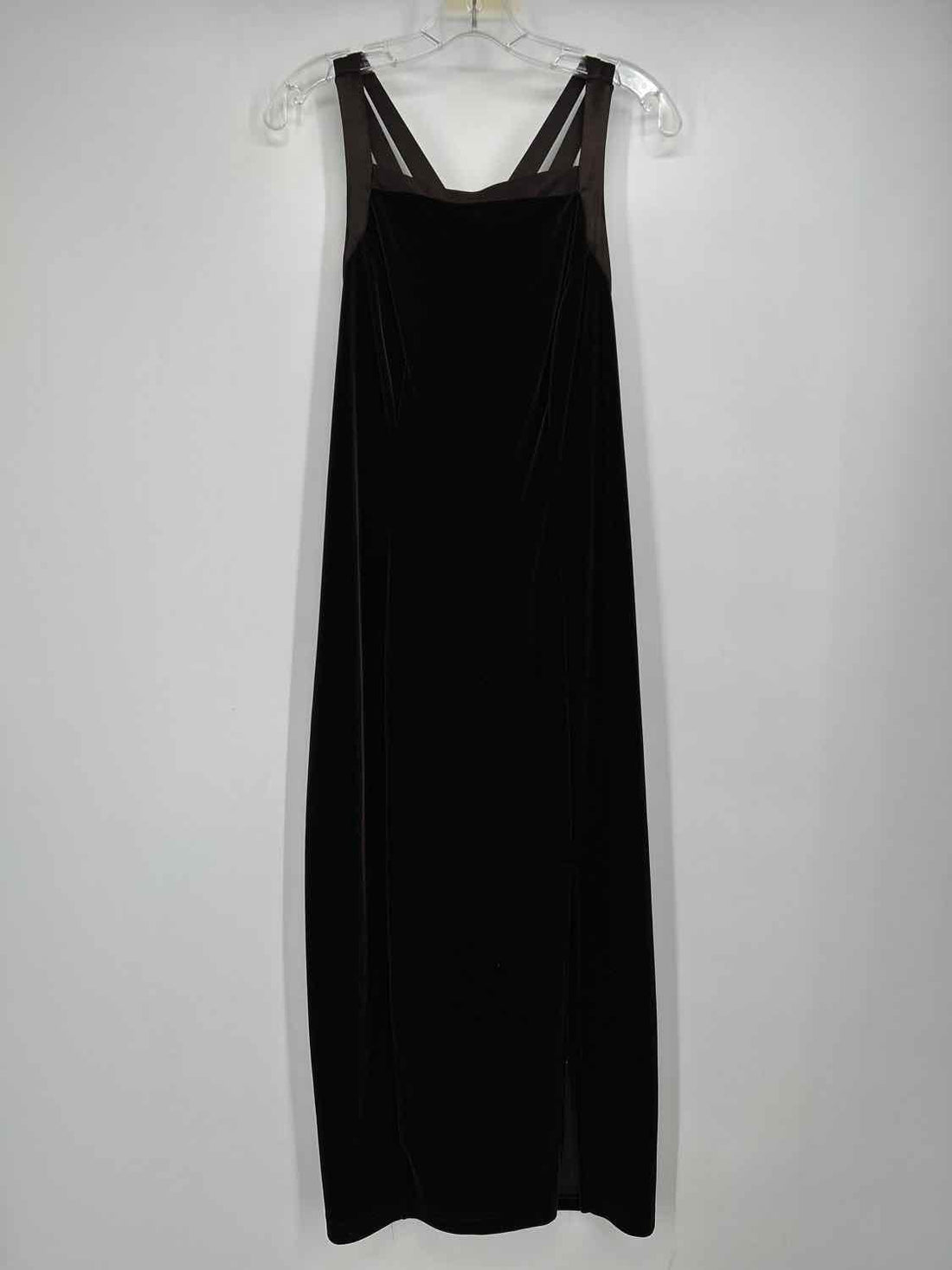CDC 12 Brown Sleeveless Holiday
