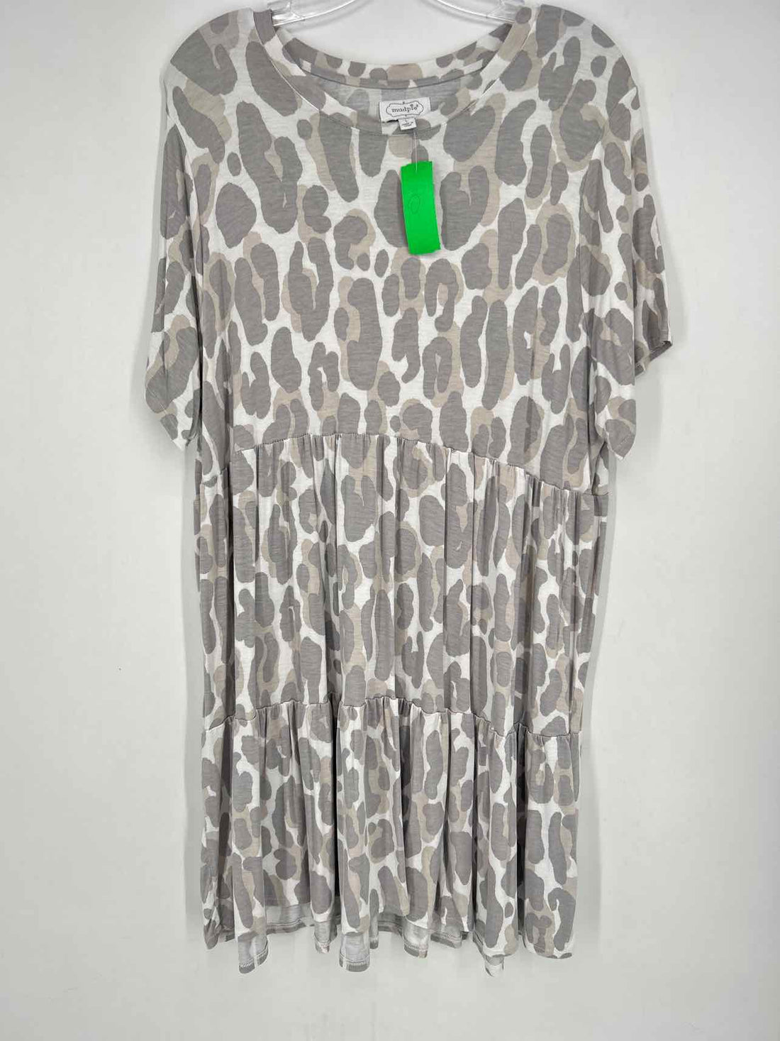 Mudpie Size L White Leopard Short Sleeve Dress