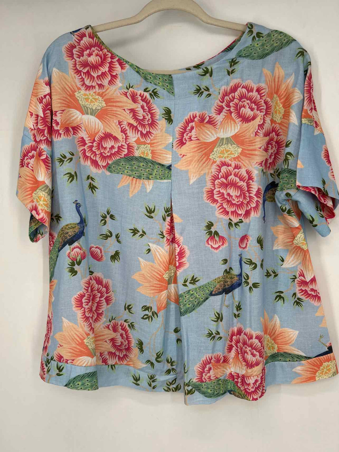 Kaktus Size M Light Blue & Pink Floral Short Sleeve
