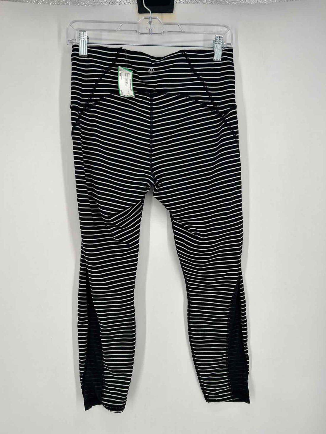 Lululemon Size 10 Black & White Striped Active Leggings