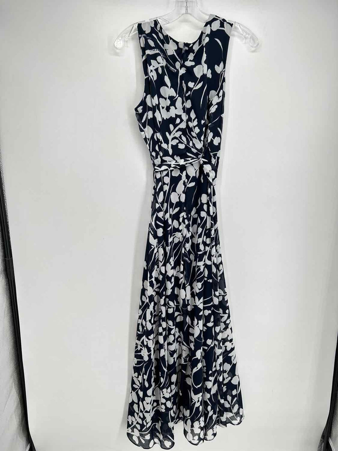 R&K Size 6 Navy & White Maxi