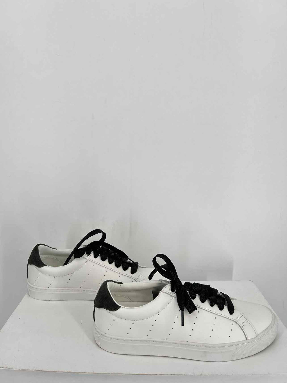 J Crew Women Size 7 White Sneakers
