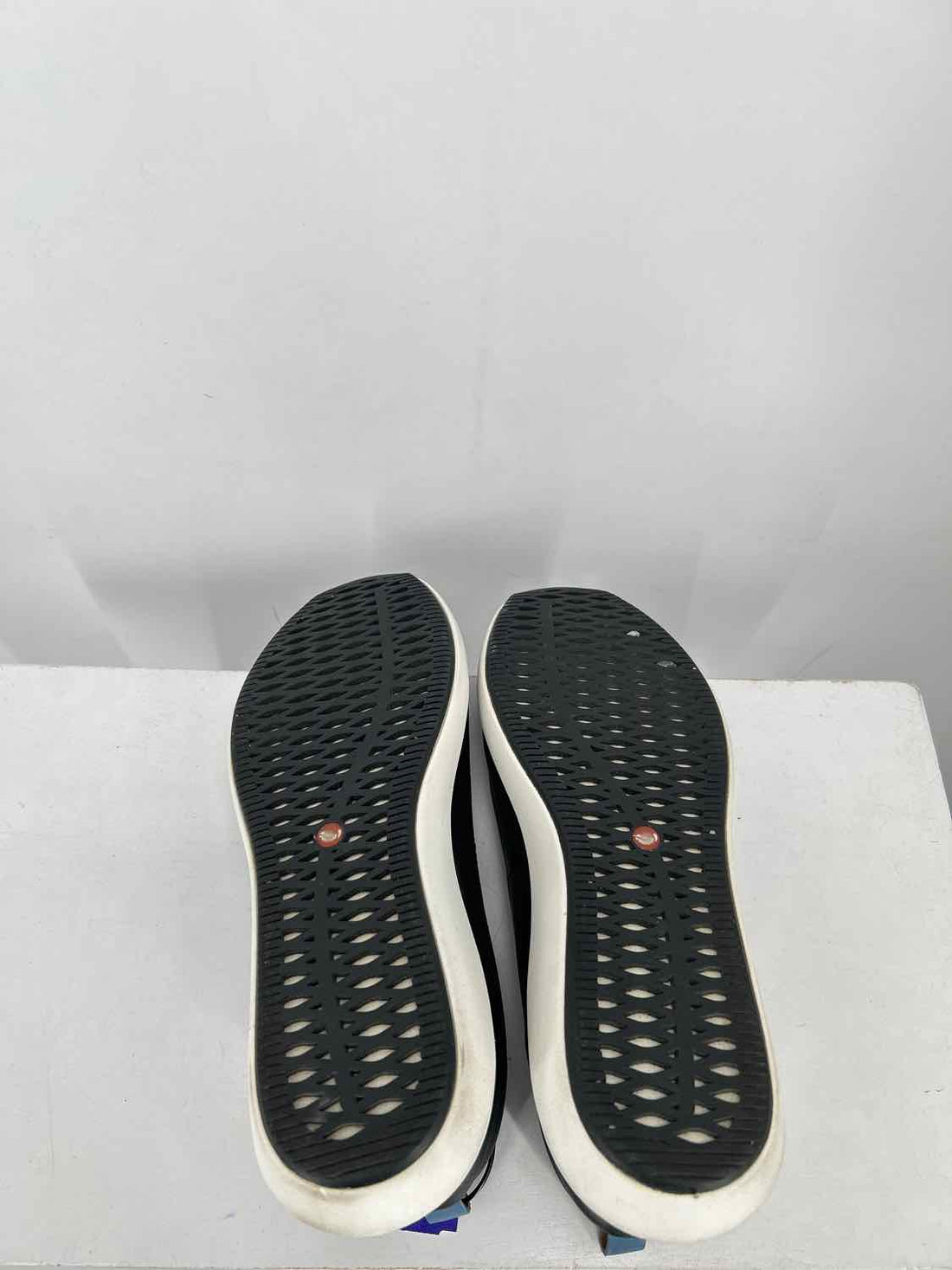 Clarks Un Rio Wedge Women Size 7 Black & White Loafers