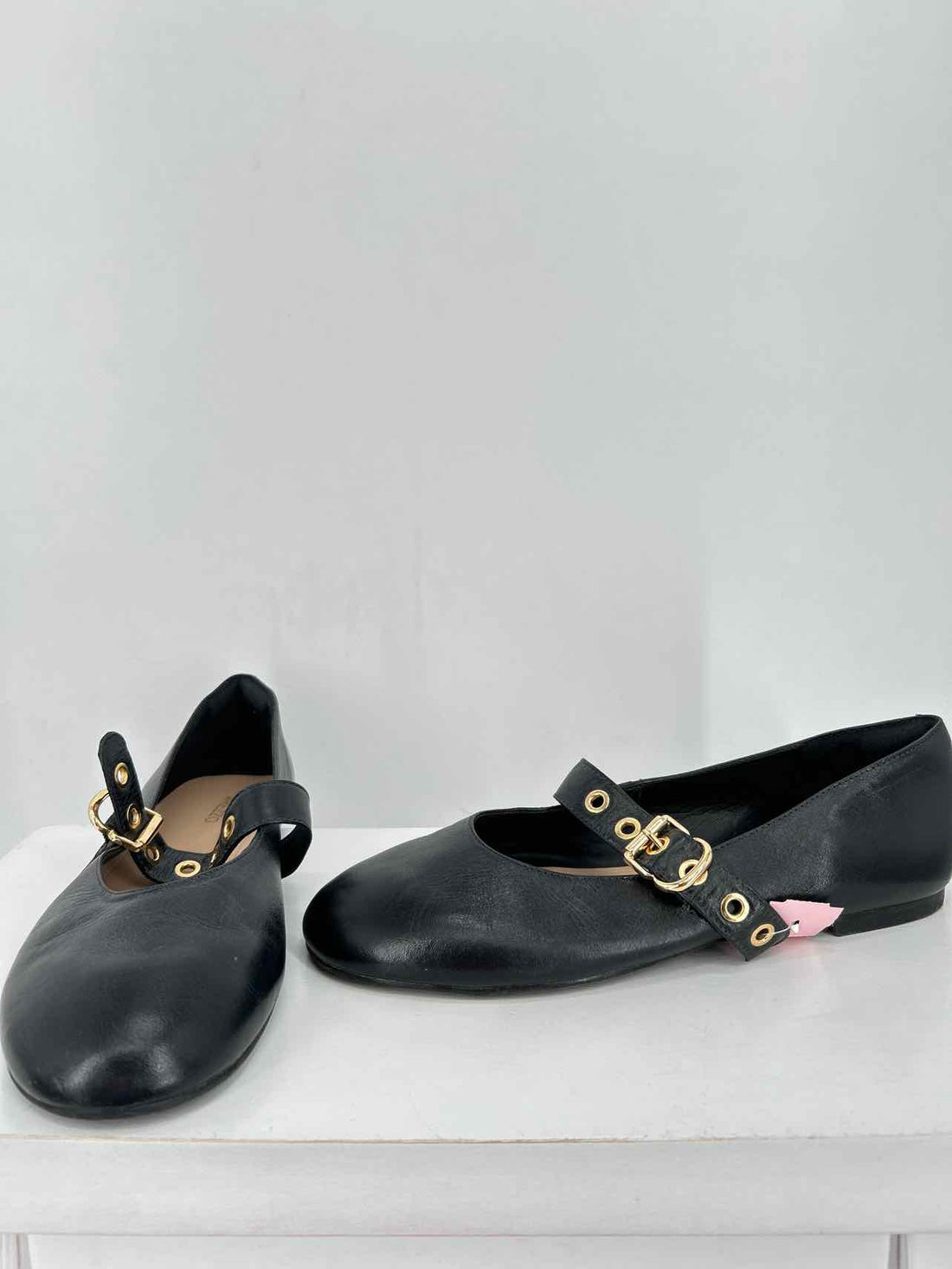 Arezzo Women Size 8.5 Black Flats
