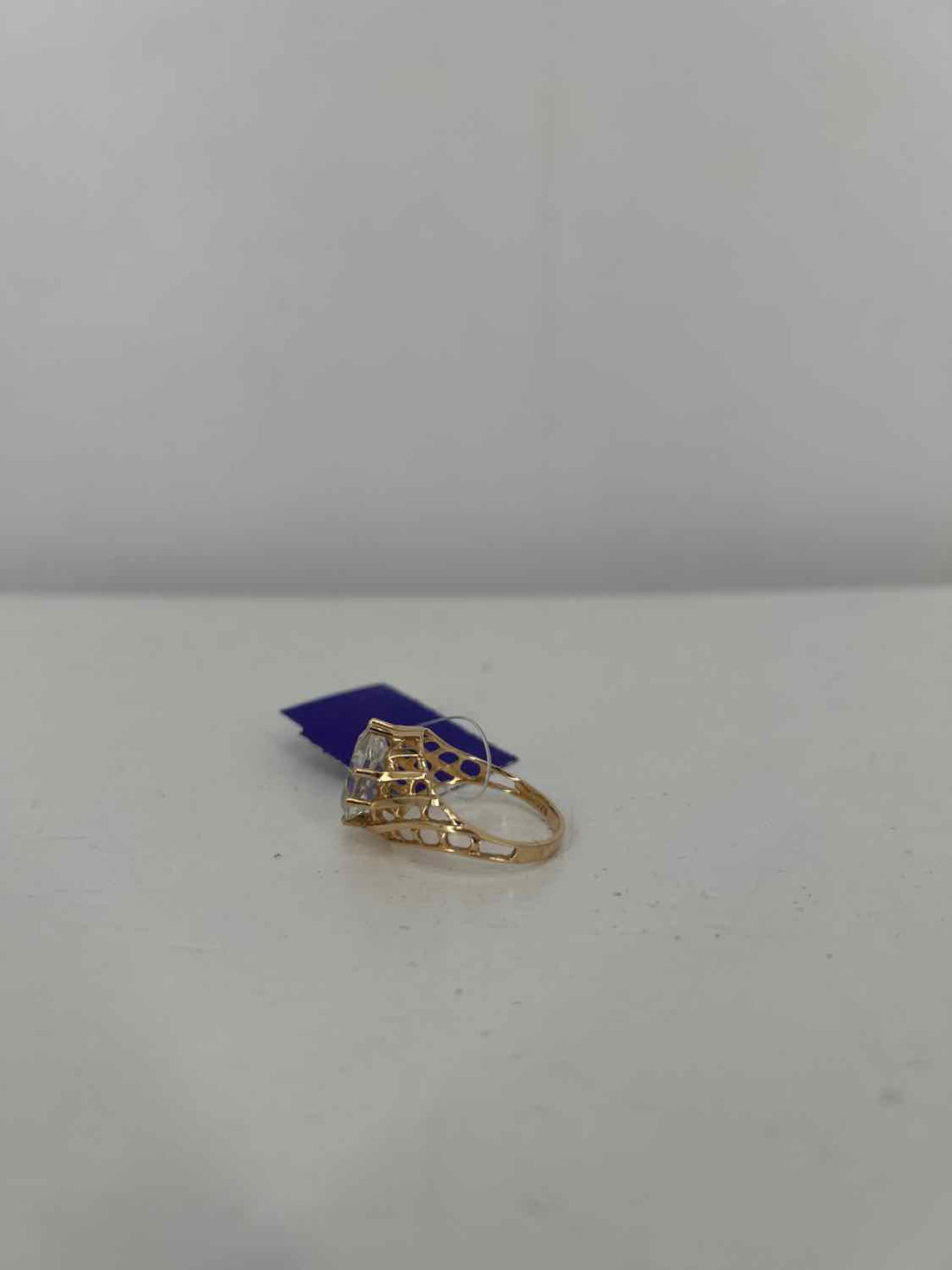 CJC Size 9 14K Gold Topaz White Ring