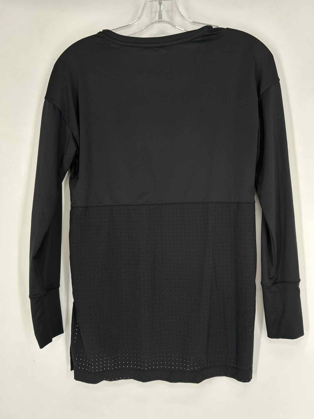Levelwear Size XS Black LS Active Tops