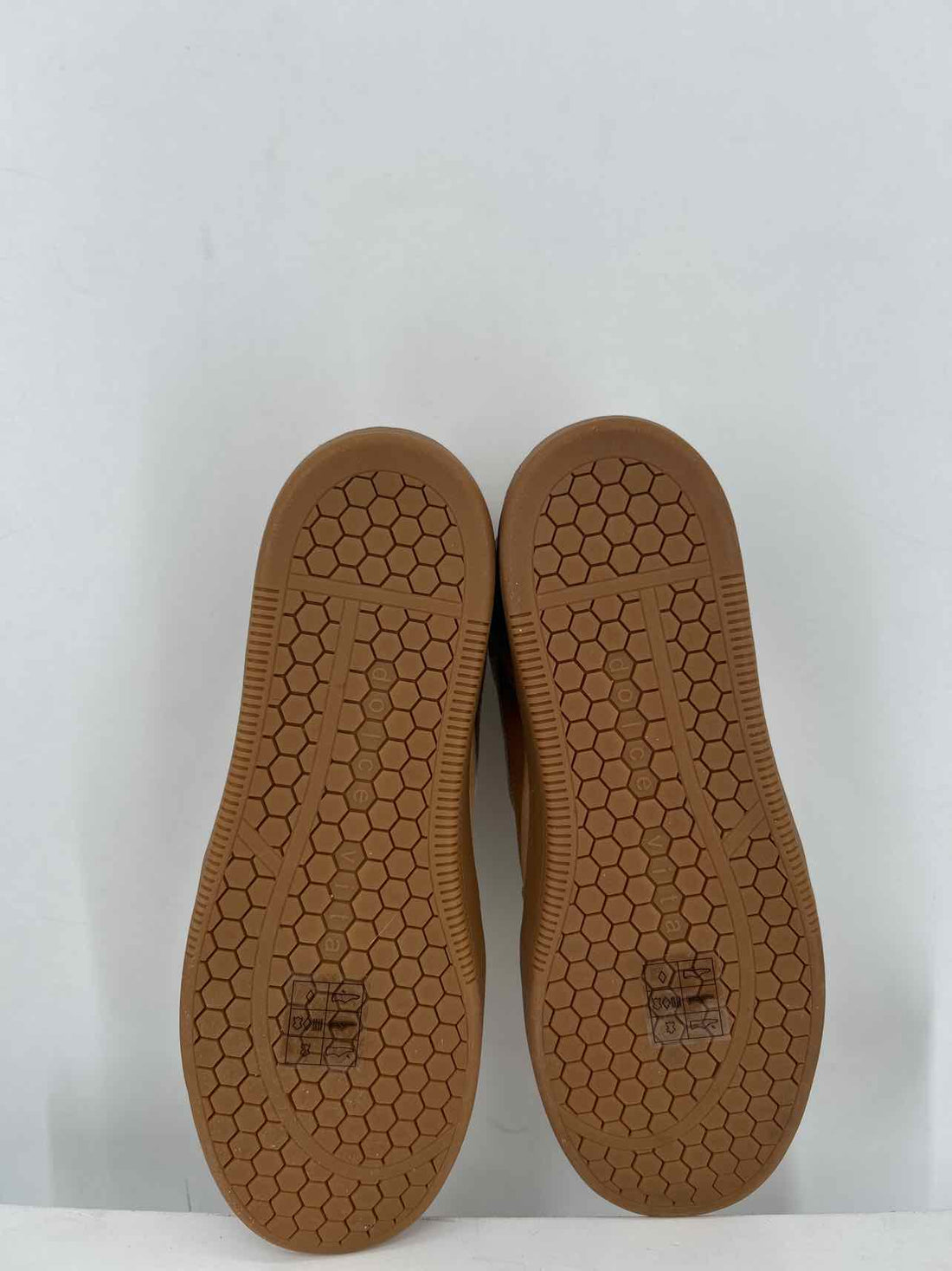 Dolce Vita Women Size 6 Brown & White New In Box Suede Sneakers