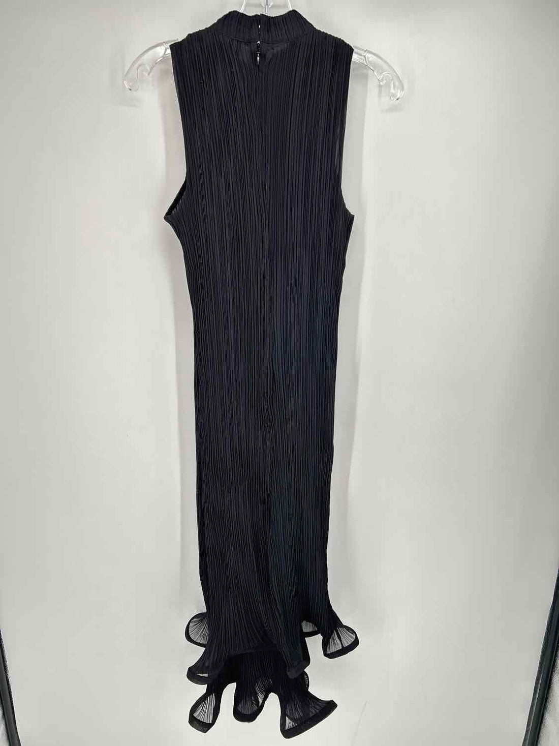 Anthropologie Size M Black Floral Pleated Sleeveless Dress