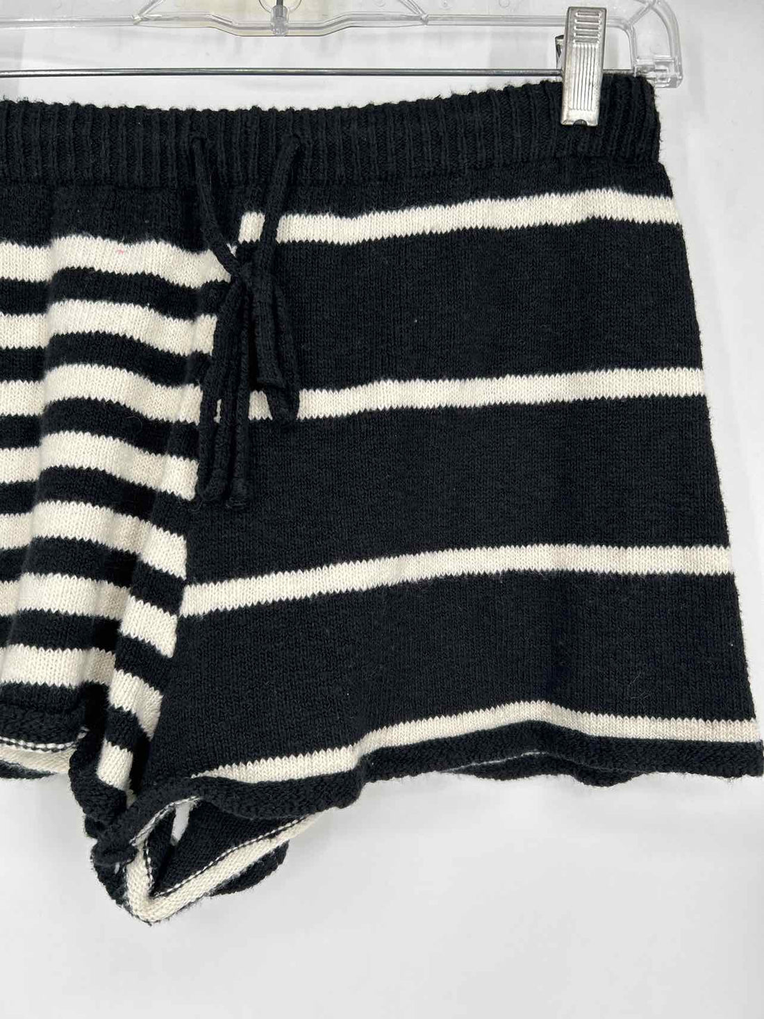 American Eagle Size XS Black & White Striped Knit Shorts