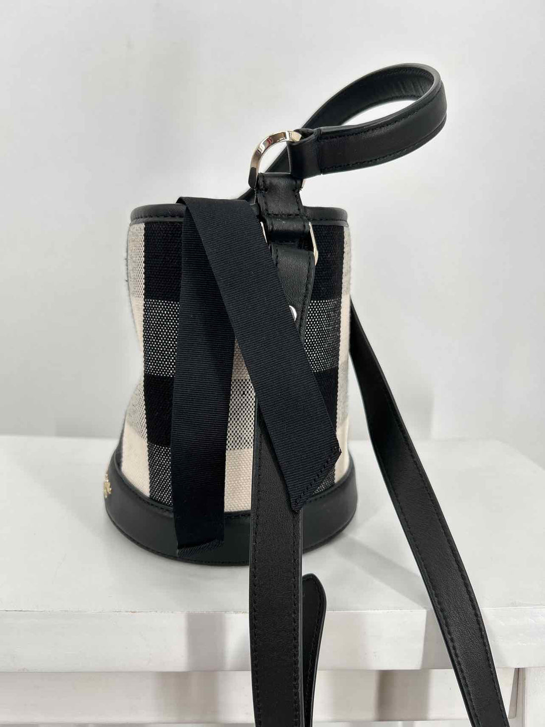 Kate Spade Black & White Gingham Canvas/Leather Excellent Condition Satchel