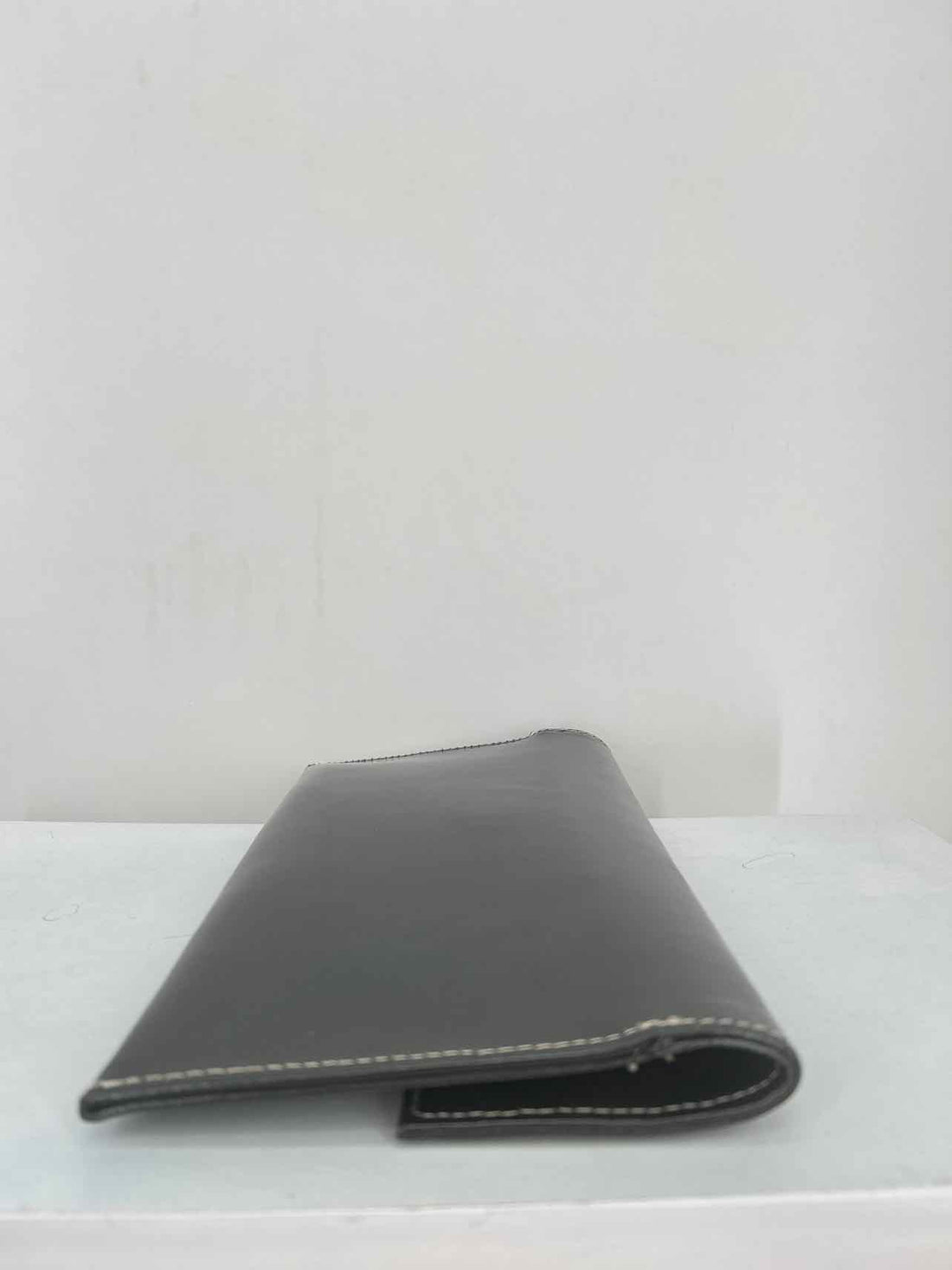 Vittoria Napoli Dark Gray Patent Leather Pre Owned Clutch