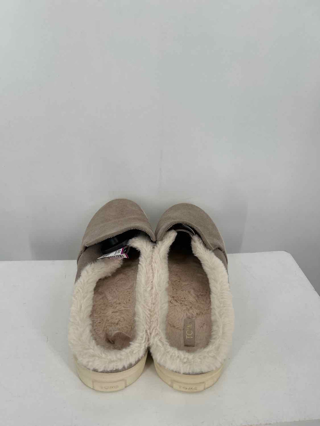Toms Women Size 10 Taupe Faux Fur Mules