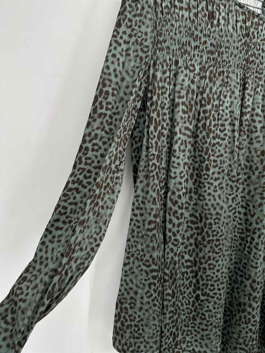 J Jill Size M Teal Leopard Long Sleeve