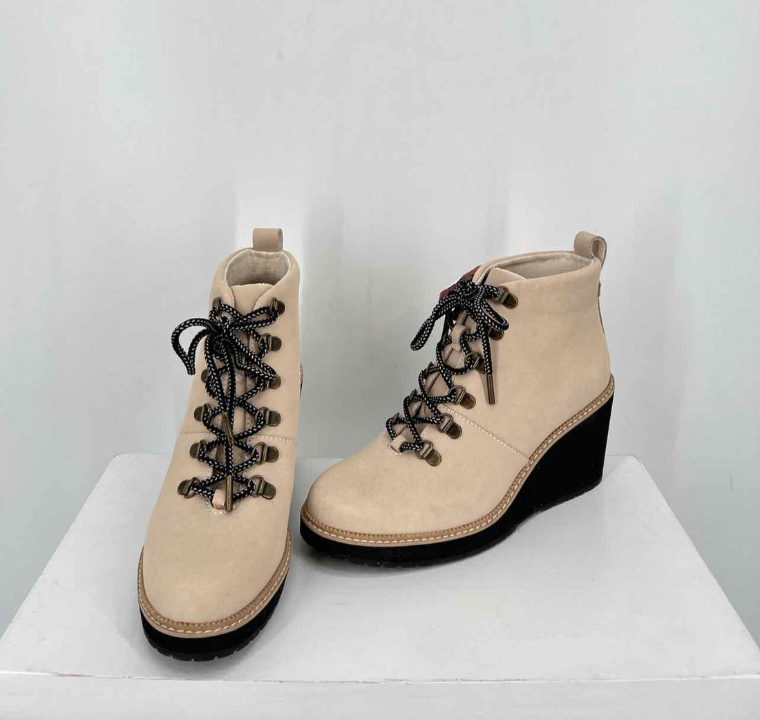 Toms Women Size 7.5 Cream Excellent Condition Ankle Boot