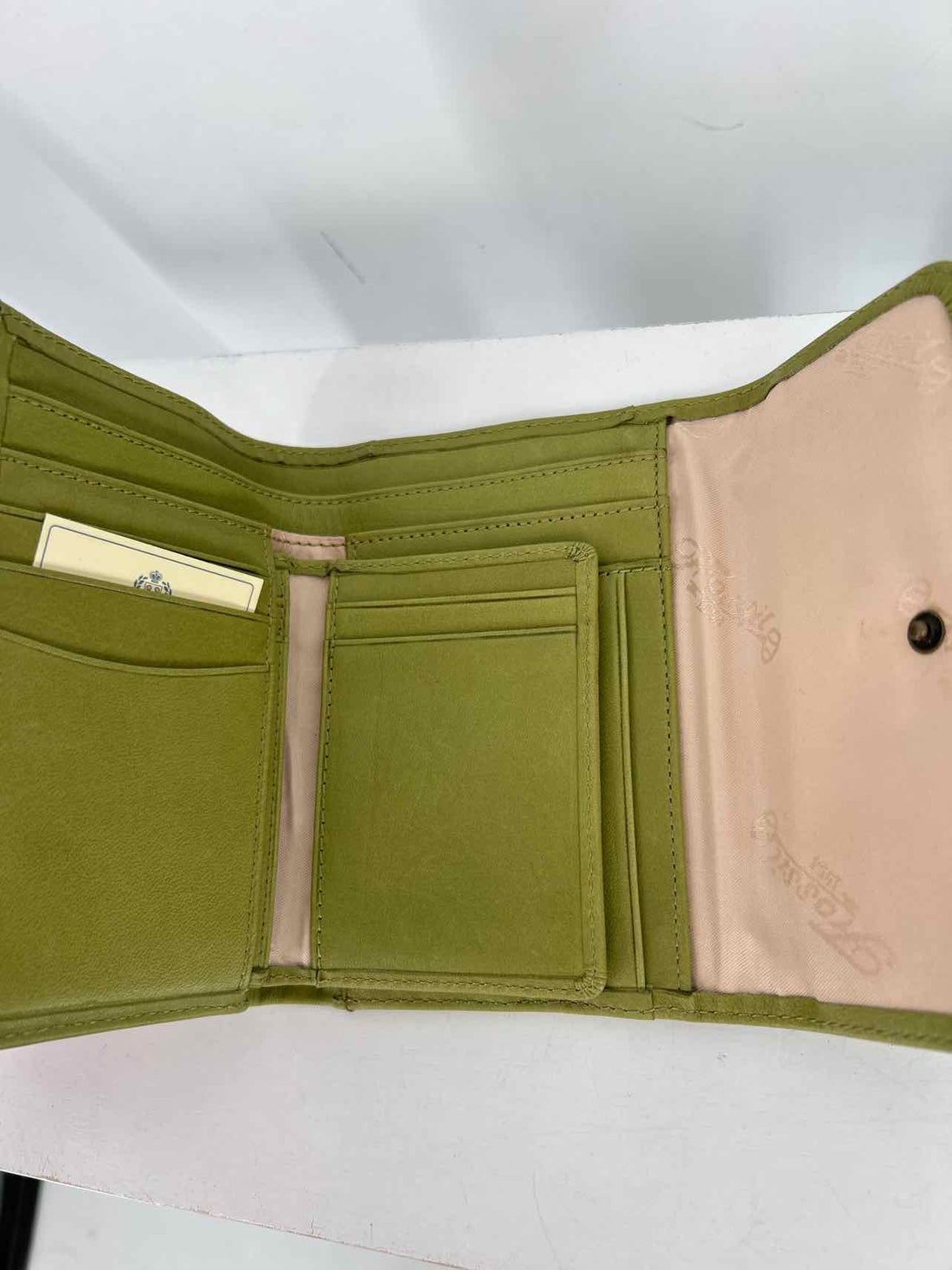 Fossil Green Leather Pre Owned Wallet