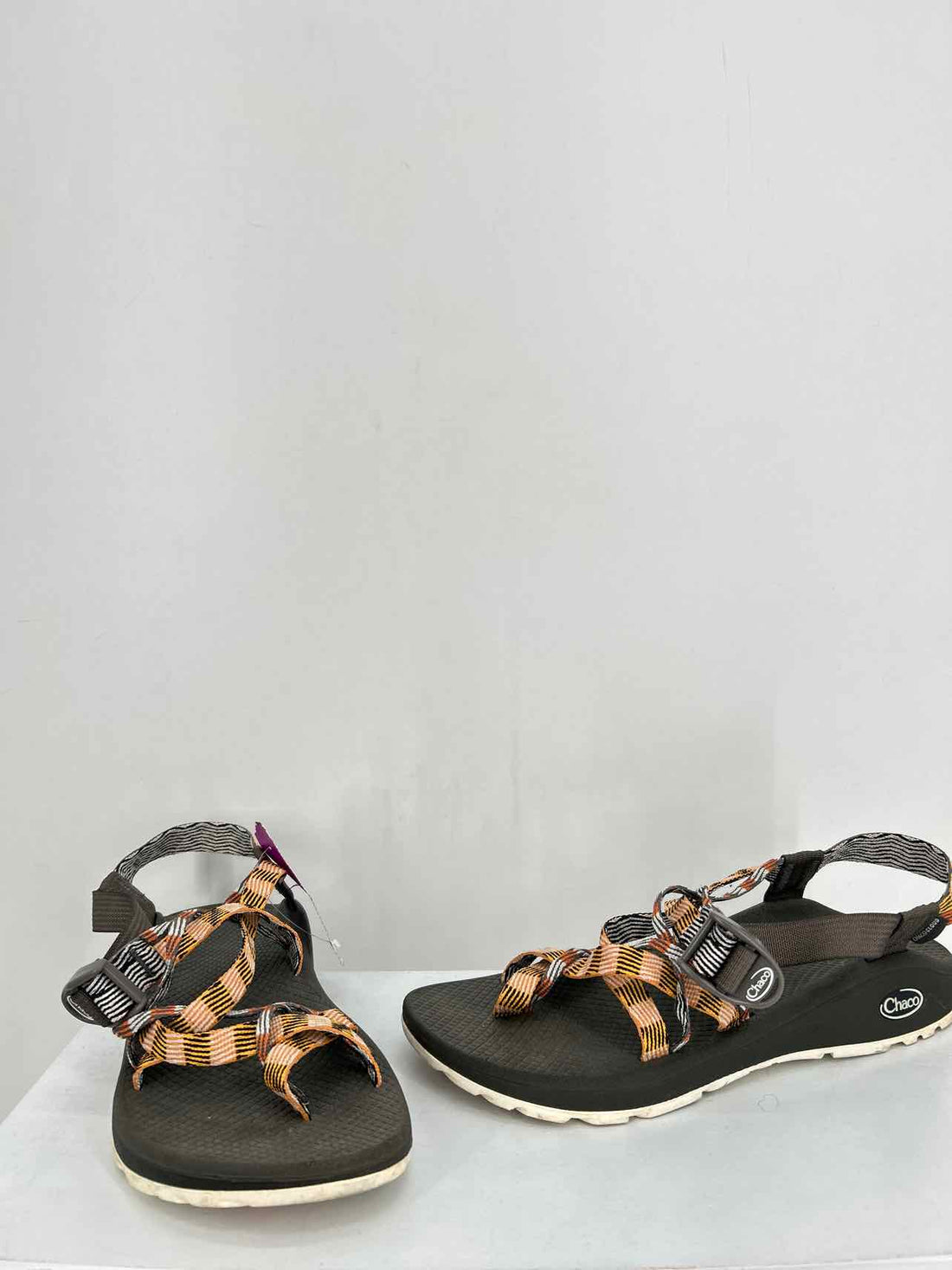 Chaco Women Size 10 Brown Print Sandals