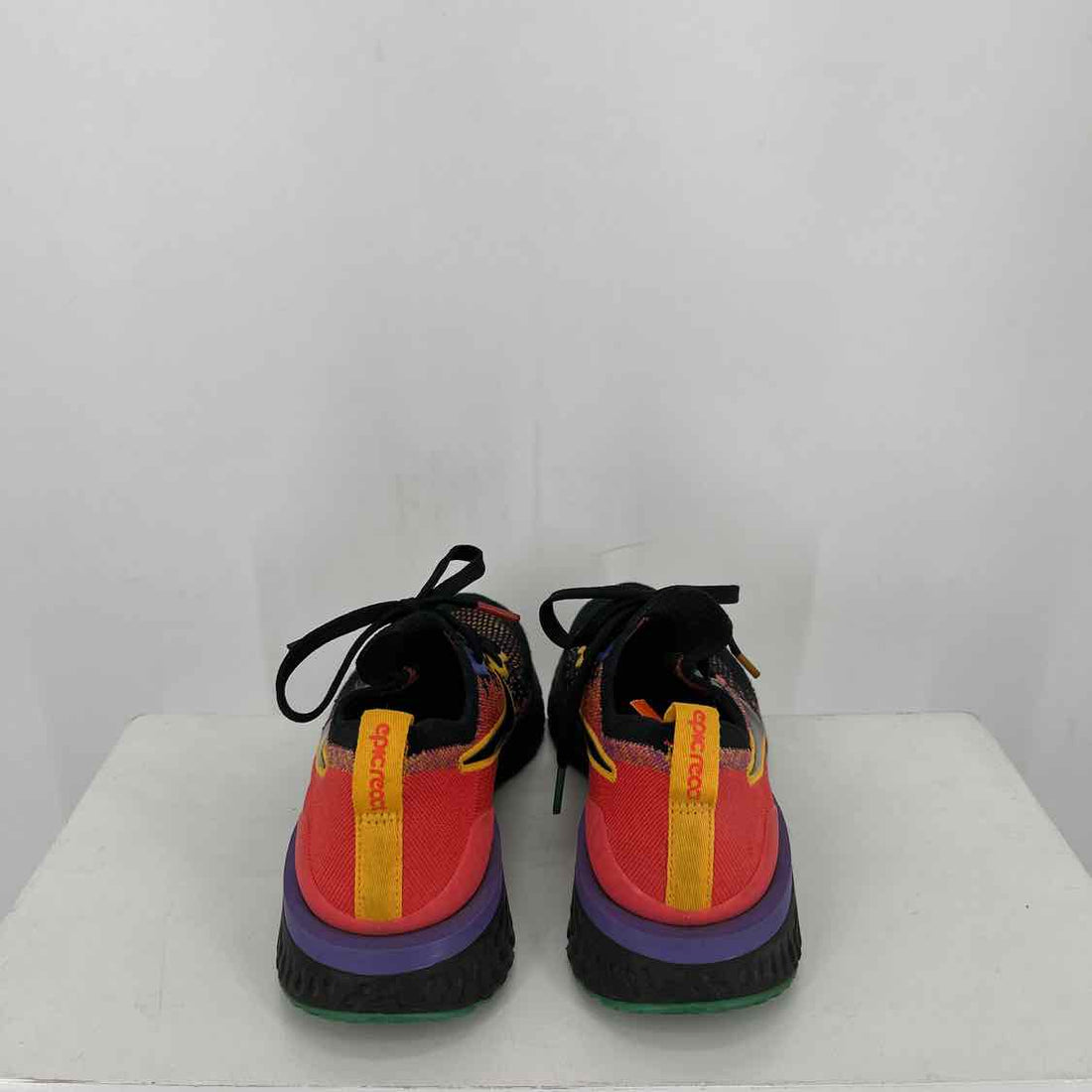 Nike Women Size 8.5 Black Multi Color Sneakers