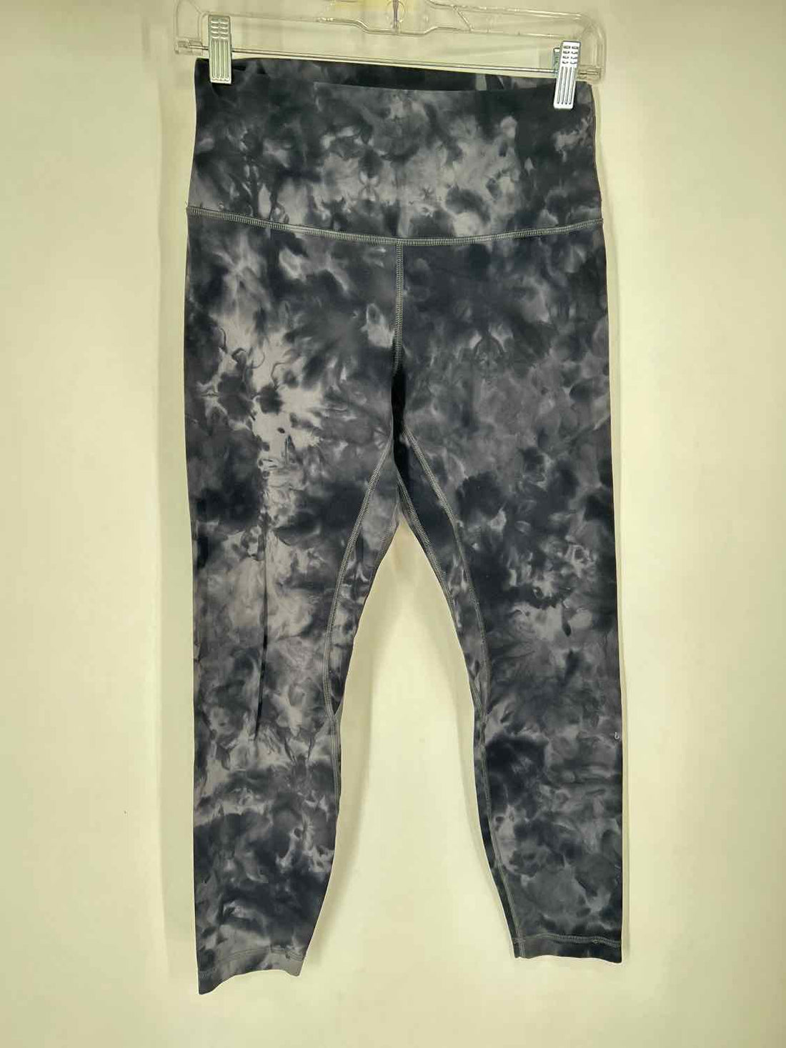 Lululemon Size 8 Grey Tie Dye Active Leggings