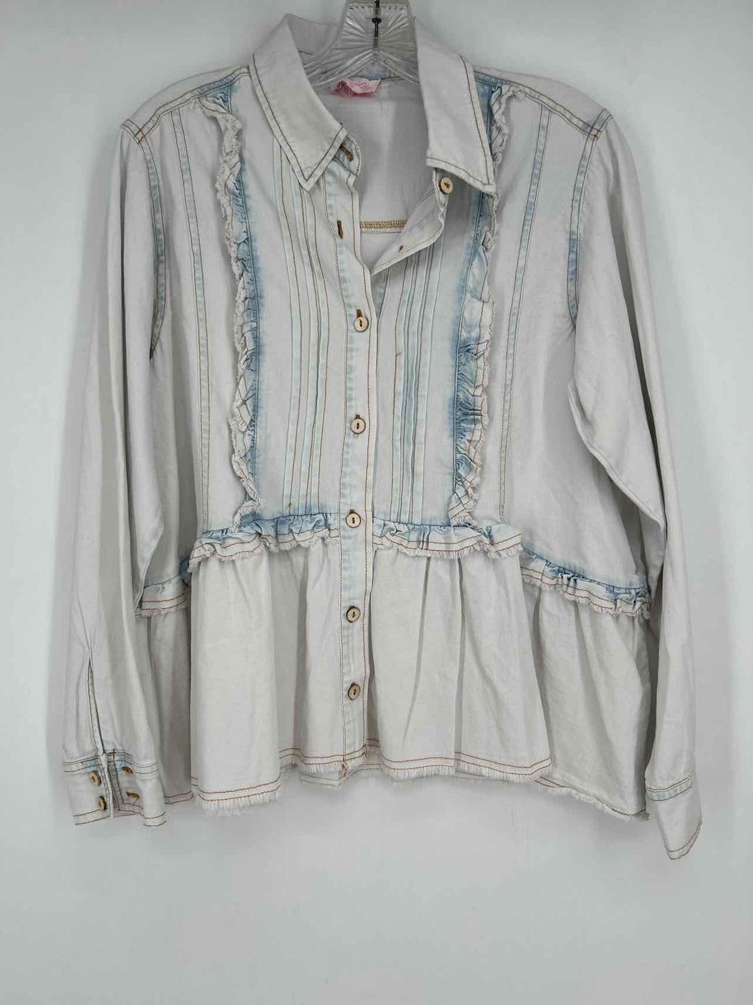 Pink Lilly Size S Chambray Long Sleeve