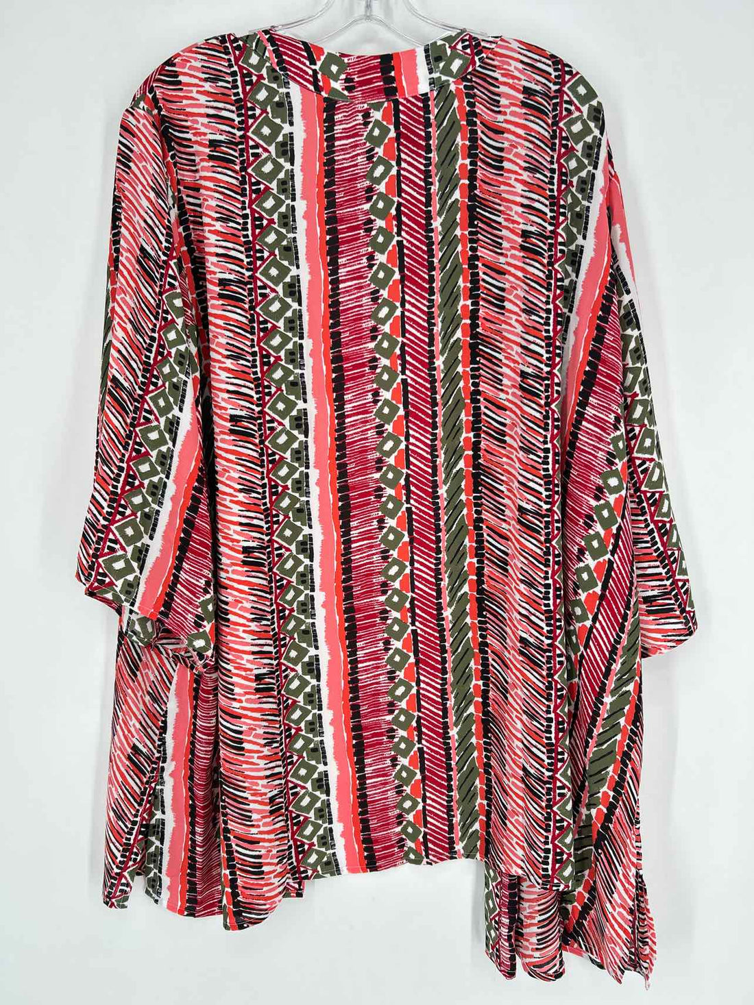 Catherines Size 3X White Print NWT Kimono