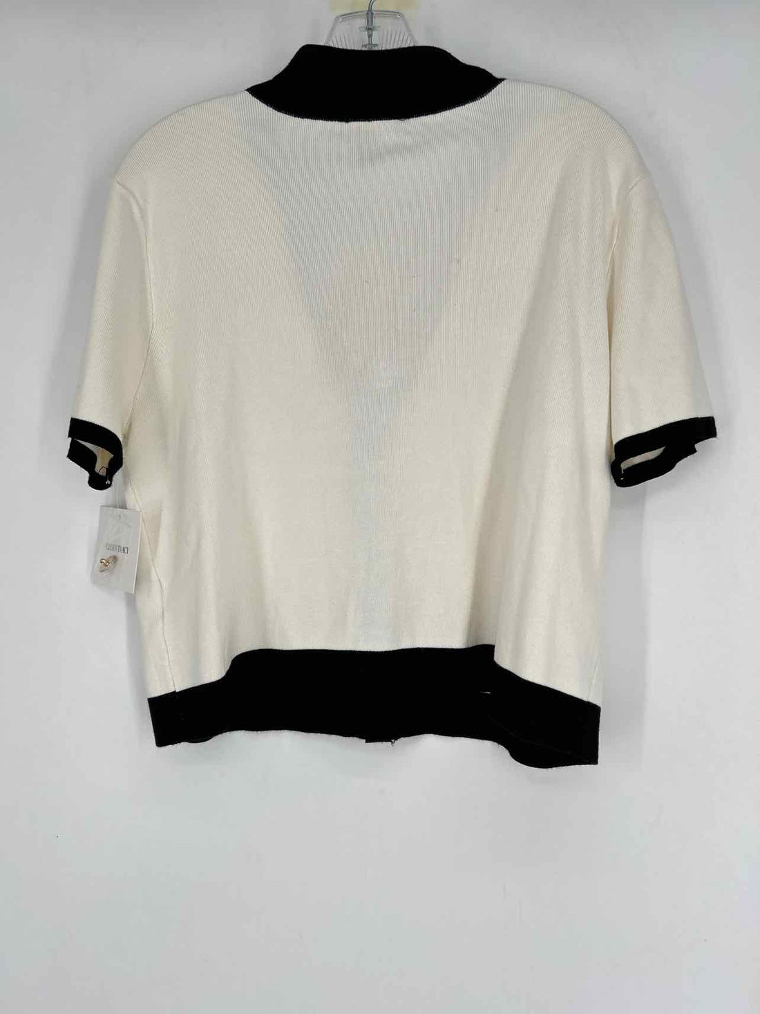Ellen Tracy Size L White & Black NWT Short Sleeve