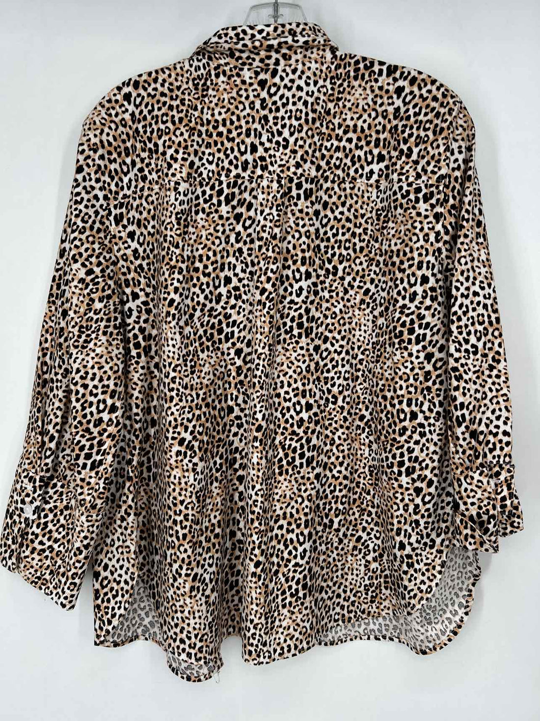 Chicos Size 1.5 (M) Leopard Long Sleeve