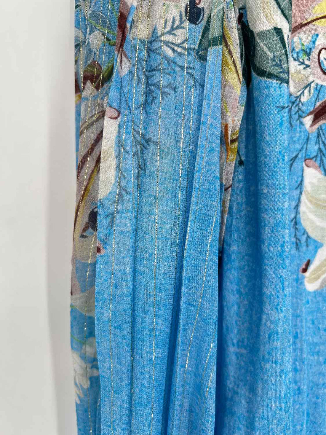 Blank London Size S Blue & White Floral Shimmer Long Sleeve