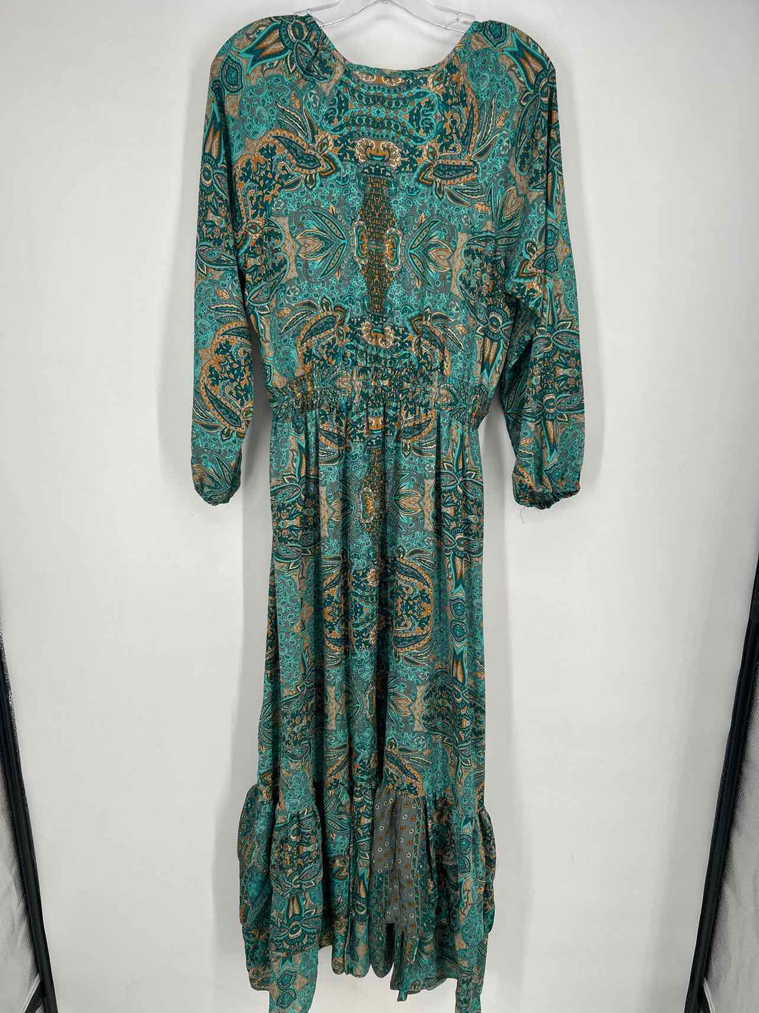 Boemo Size M Teal Paisley Long Sleeve Dress