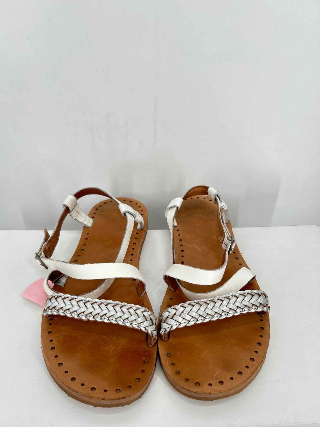 Ugg Women Size 9 White & Silver Sandals
