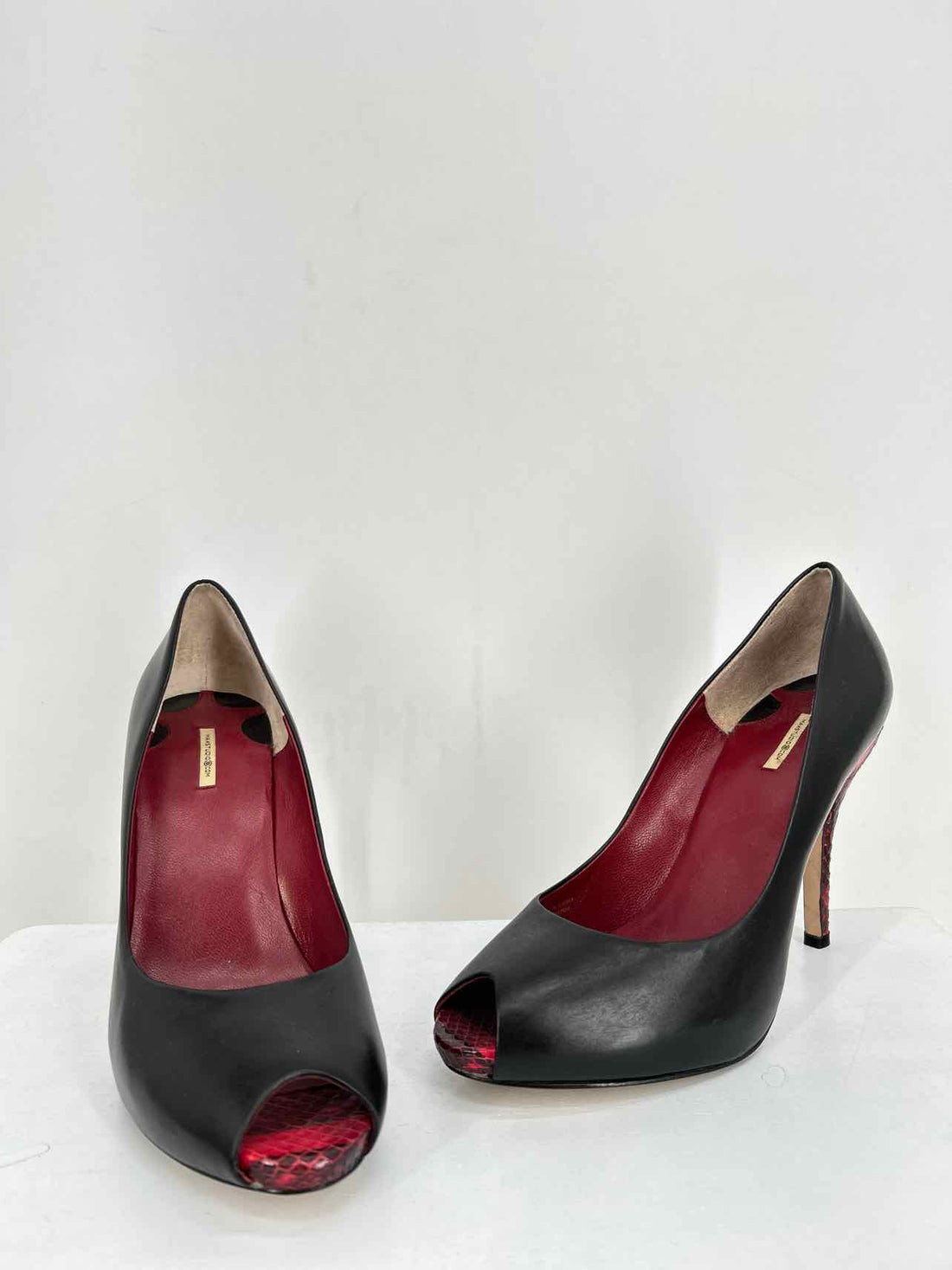 Max Studio Women Size 8 Black & Red Python Heels