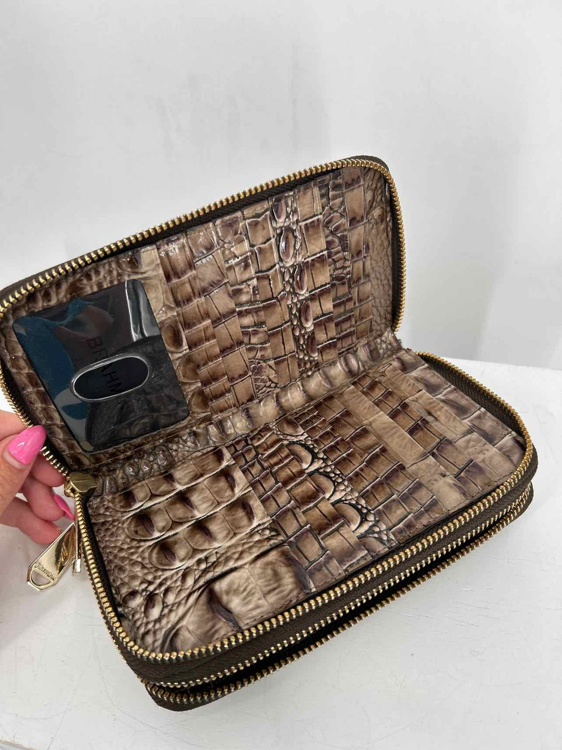 Brahmin Brown Genuine Leather Pre Owned Wallet