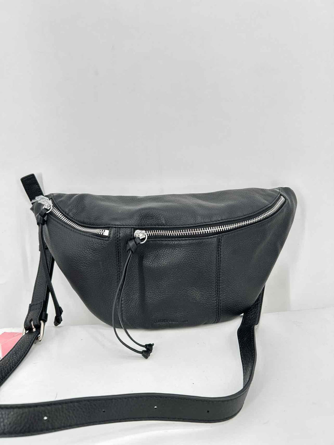 Lucky Brand Black Pebbled Leather Excellent Condition Crossbody