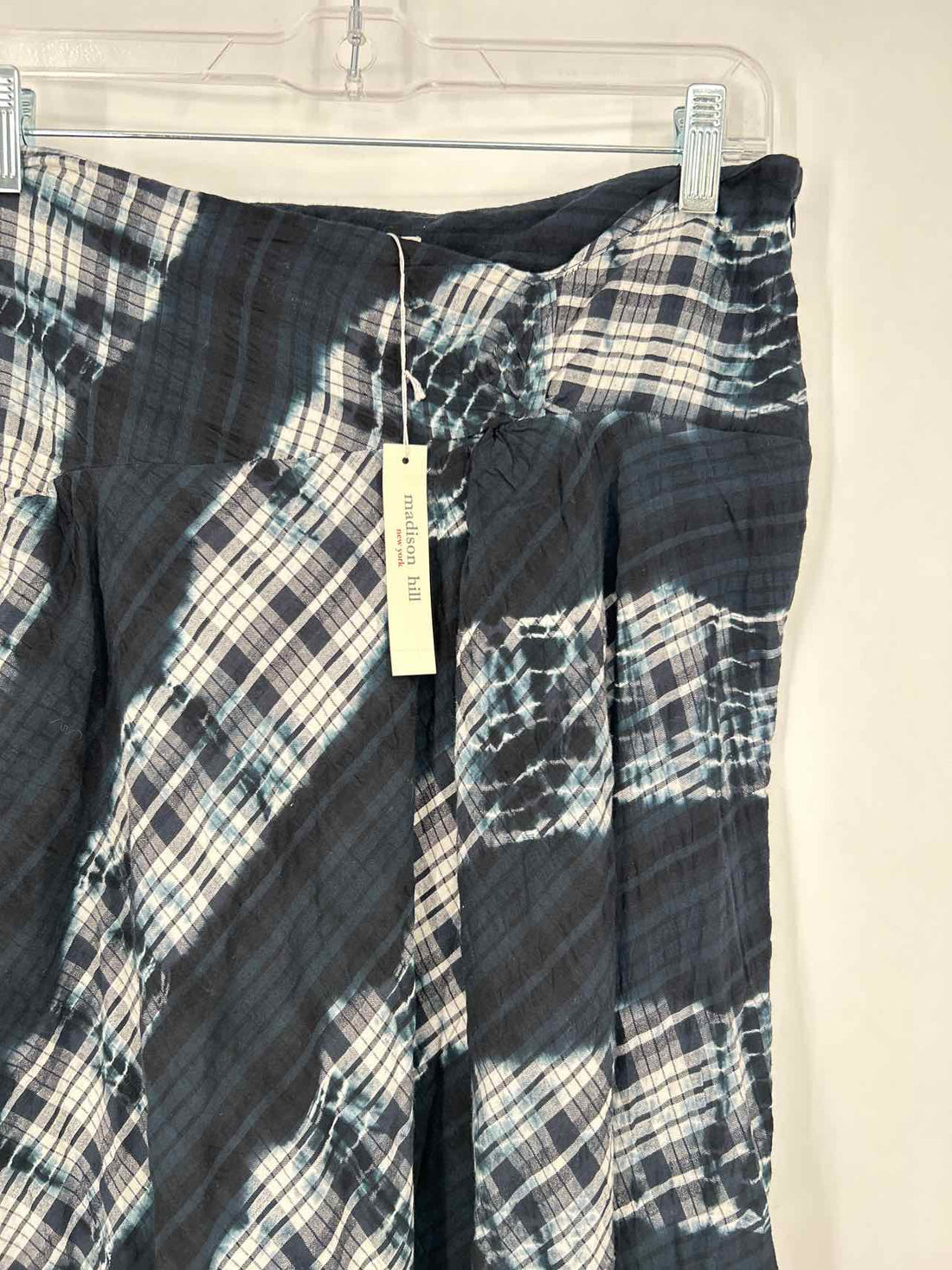 Madison Hill Size 10 Navy & White Plaid NWT Skirts