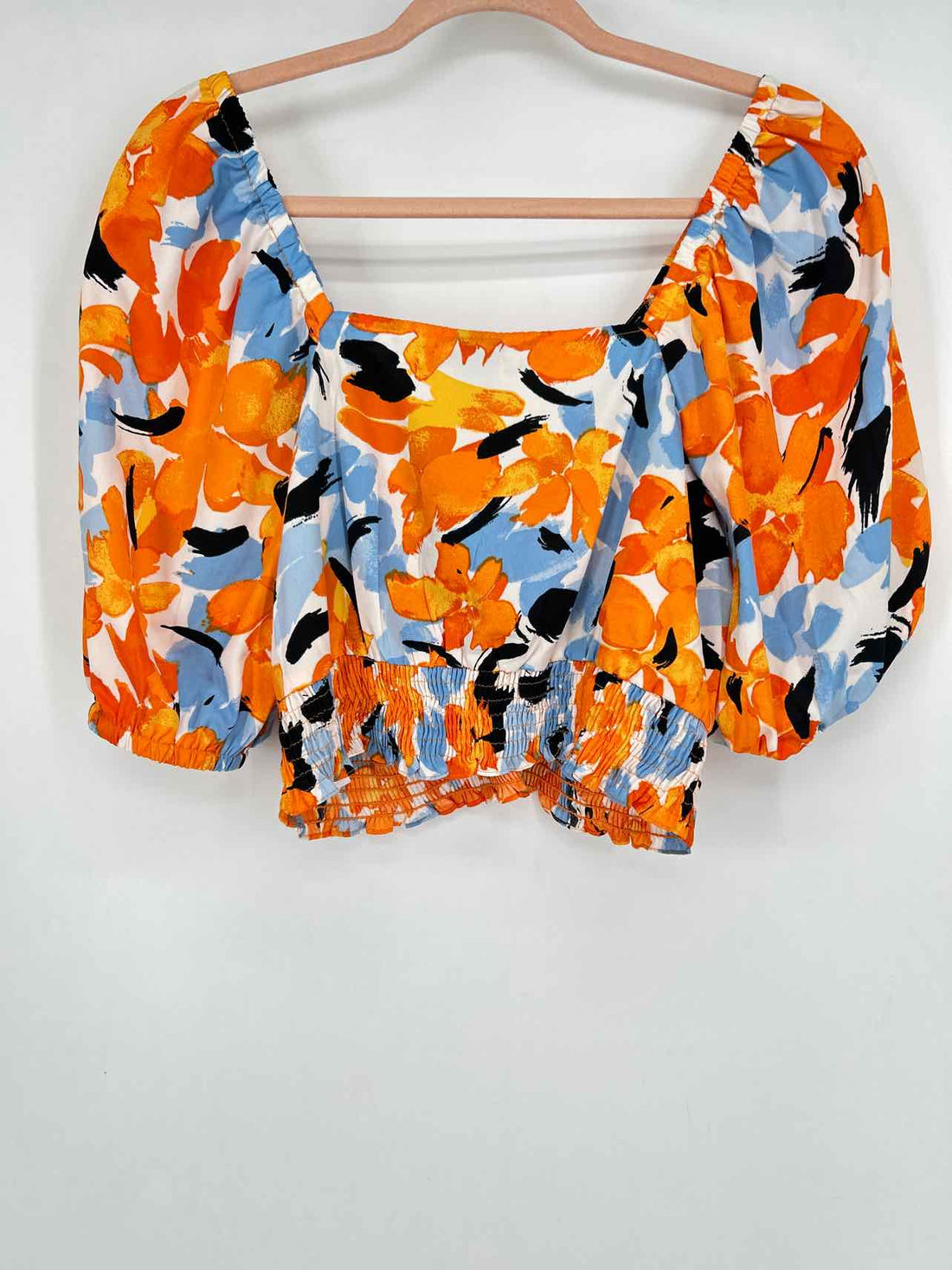 Vero Moda Size M White Orange & Blue Floral Short Sleeve