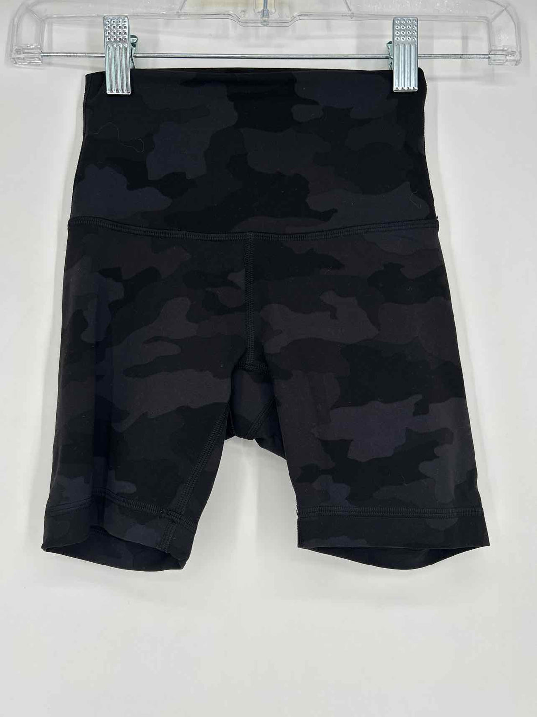Lululemon Size 0 Black Camo Active Shorts