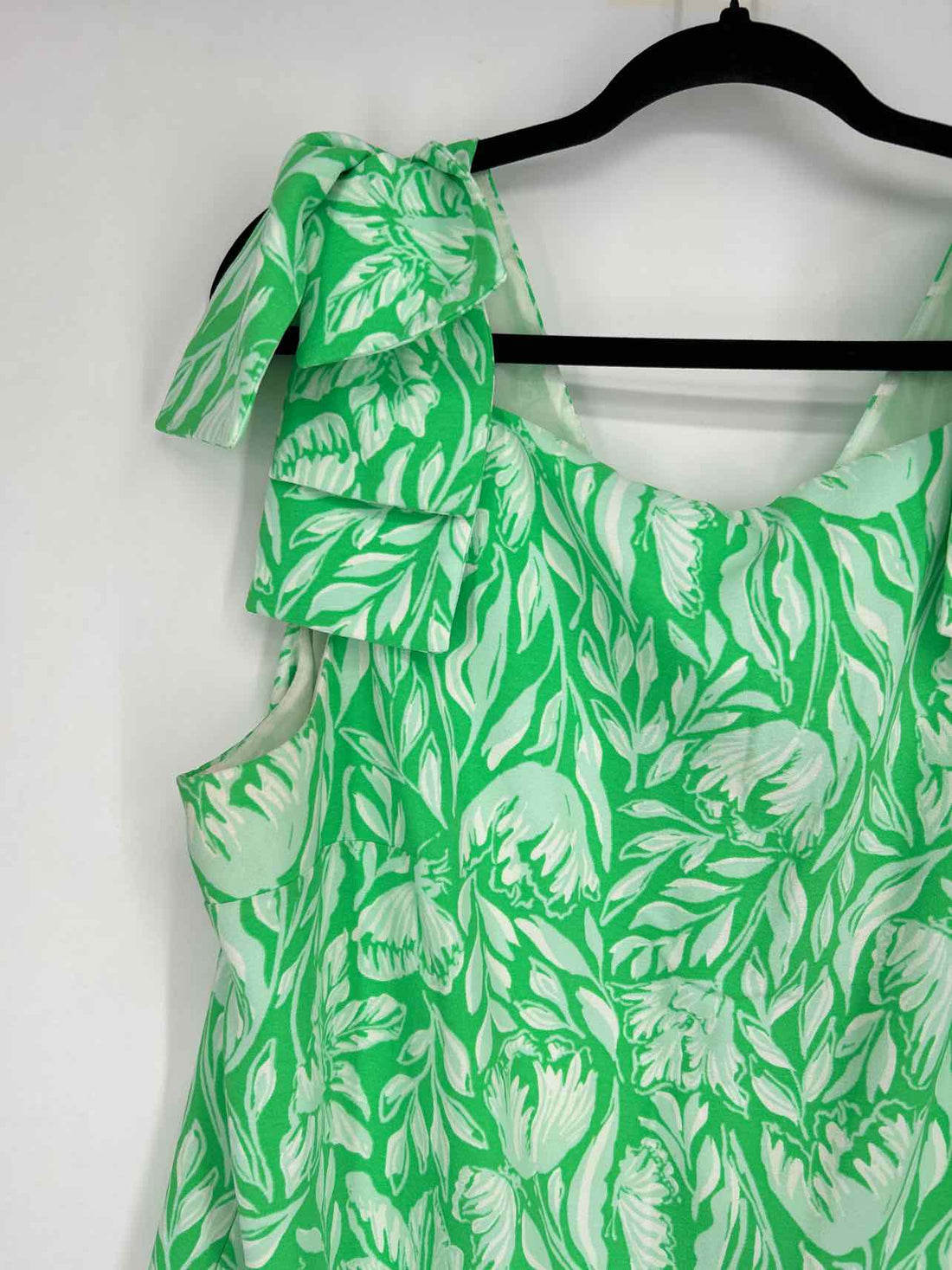 Lilly Pulitzer 16 Green & White Floral Sleeveless Lilly Pulitzer Dress
