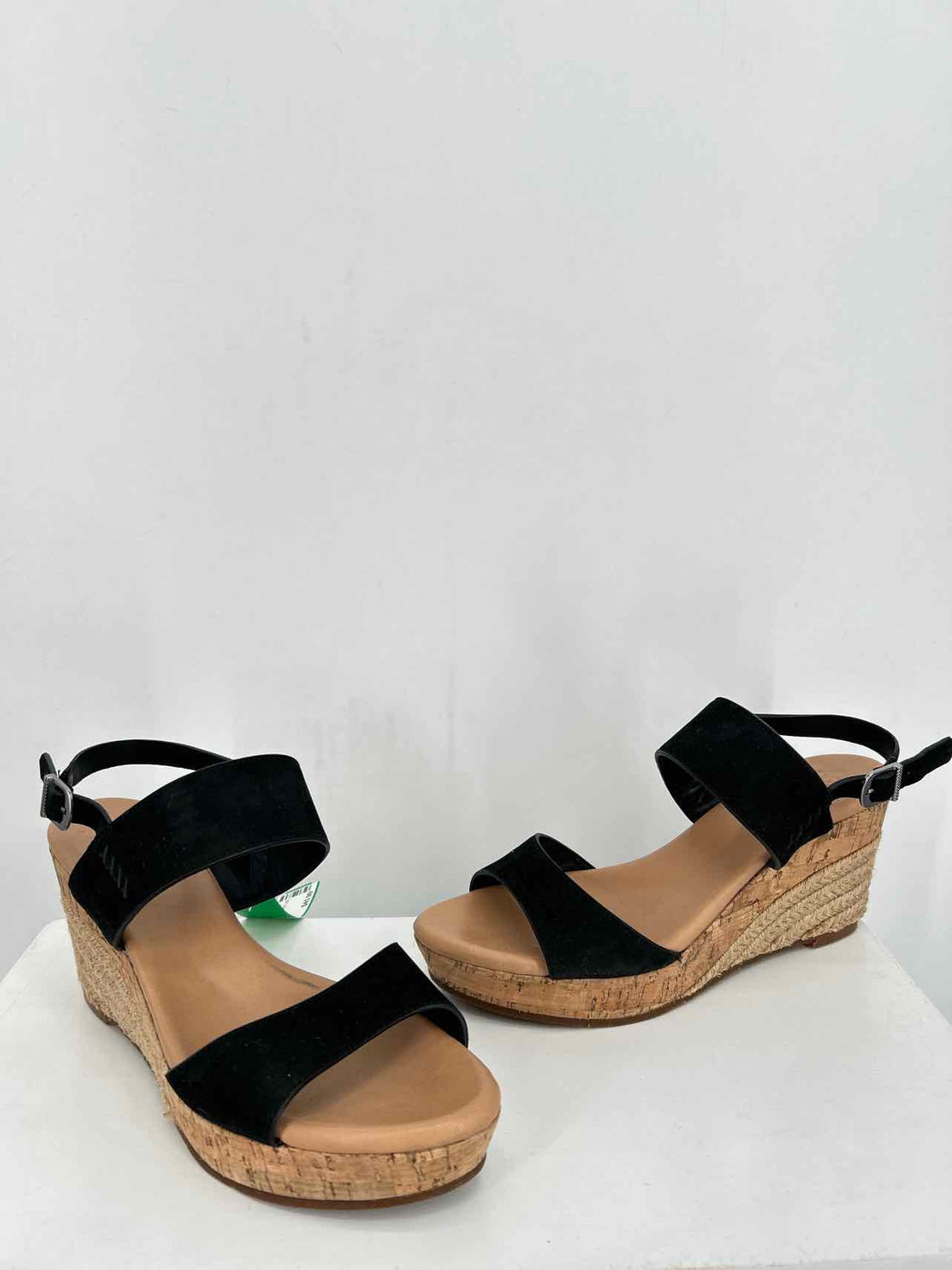 Ugg Women Size 8.5 Black Espadrilles Wedges