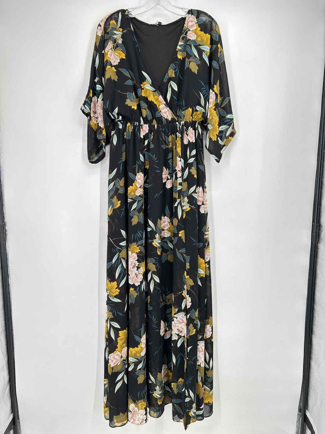 Baltic Born Size M Black Floral Short Sleeve Maxi