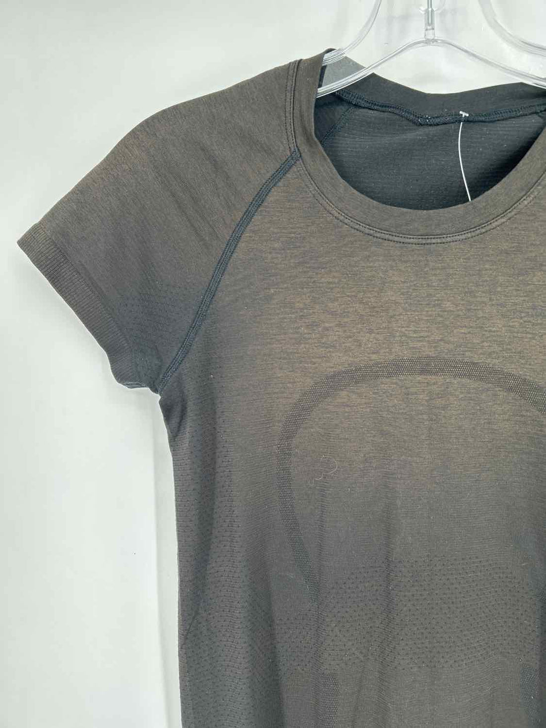 Lululemon Size S Brown Short Sleeve Active Tops