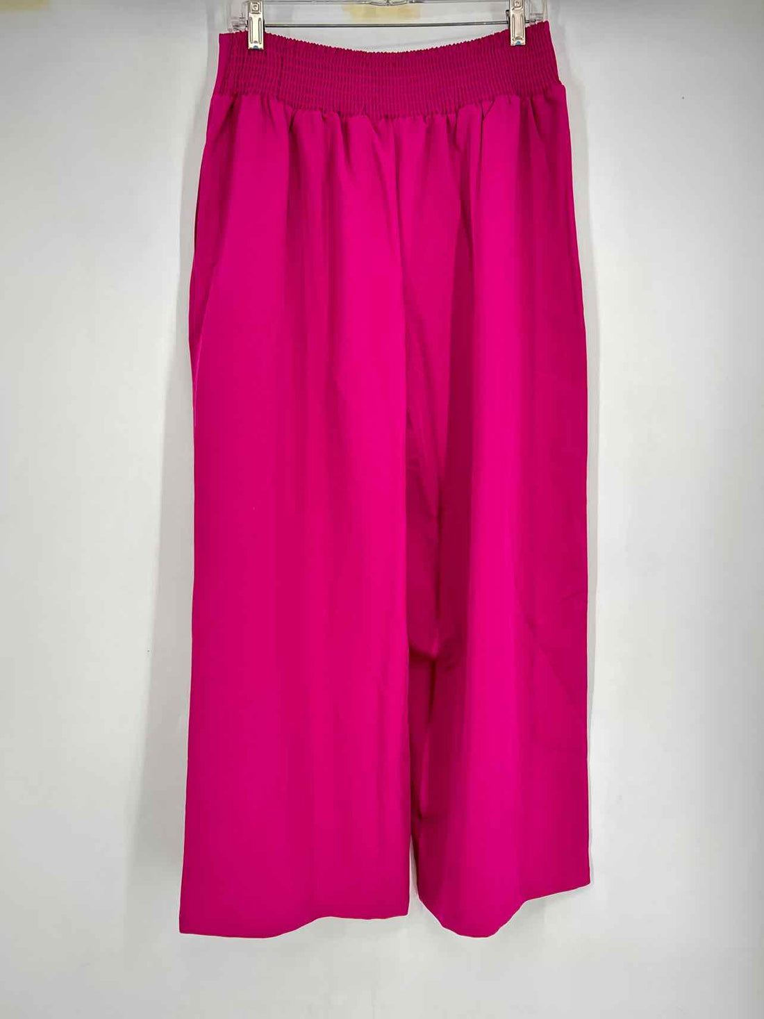 Band of the Free Size L Fuschia NWT Pants