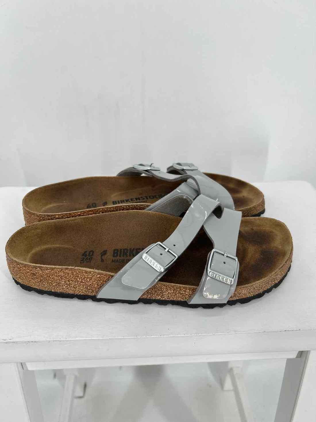 Birkenstock Women Size 40 Light Gray Sandals