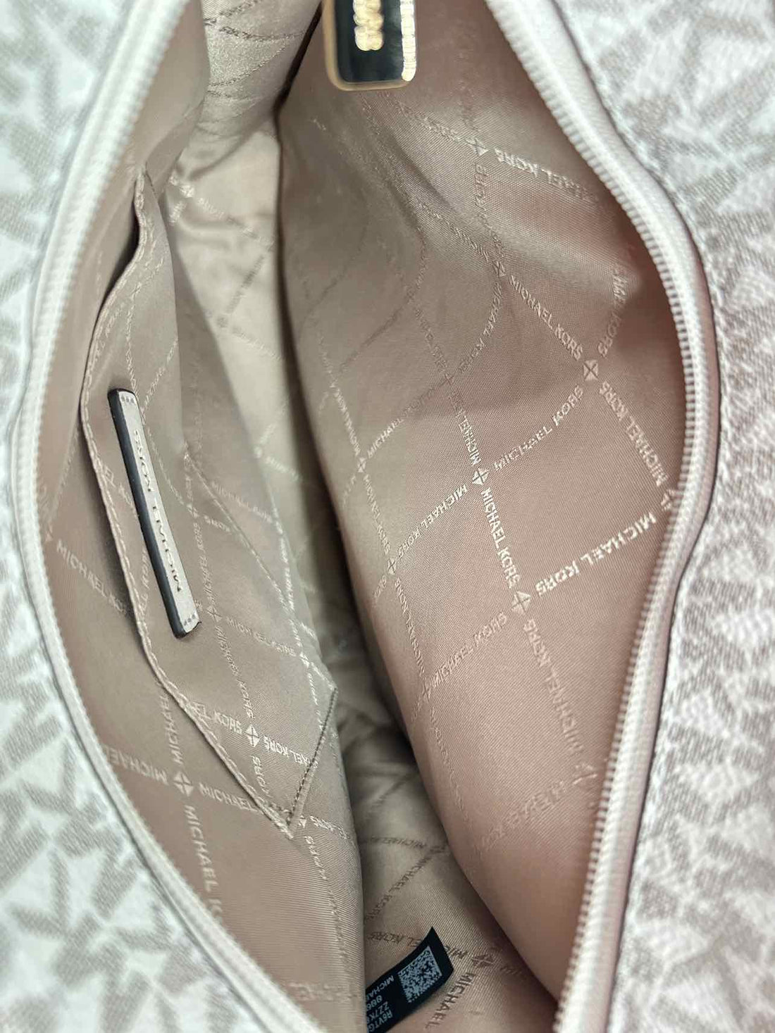 Michael Kors Cream Signature Pebbled Leather Pre Owned Shoulder