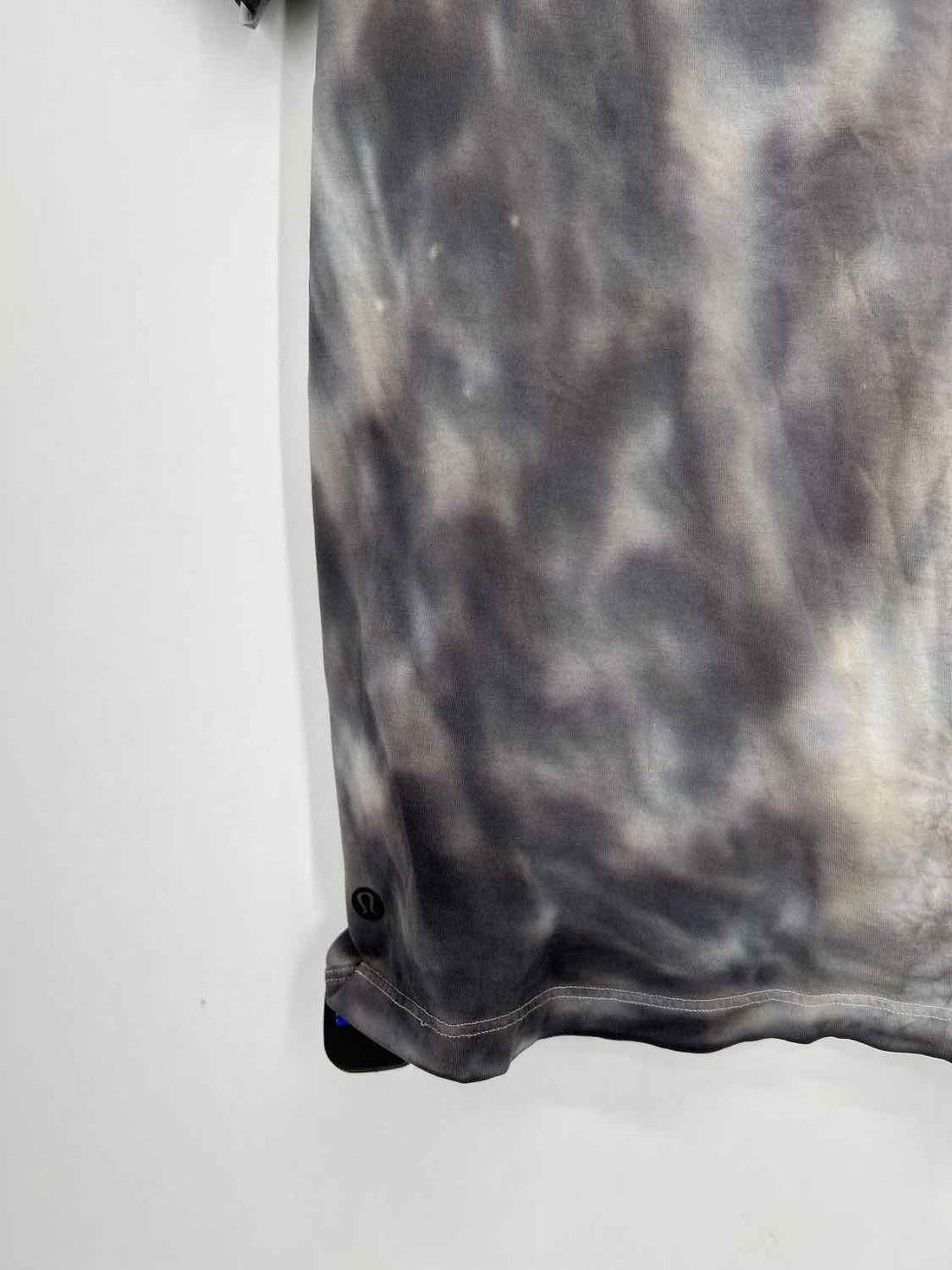 Lululemon Size M Gray Tie Dye Short Sleeve Active Tops