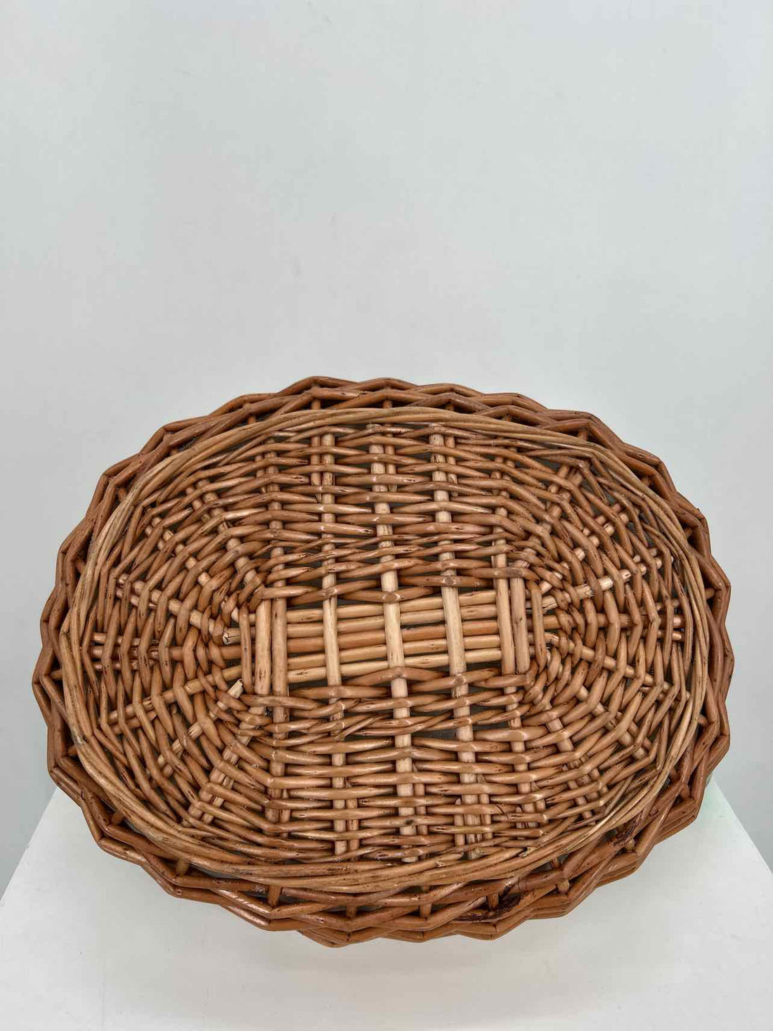 Picnic Time Canvas Whicker Pre Owned Tote