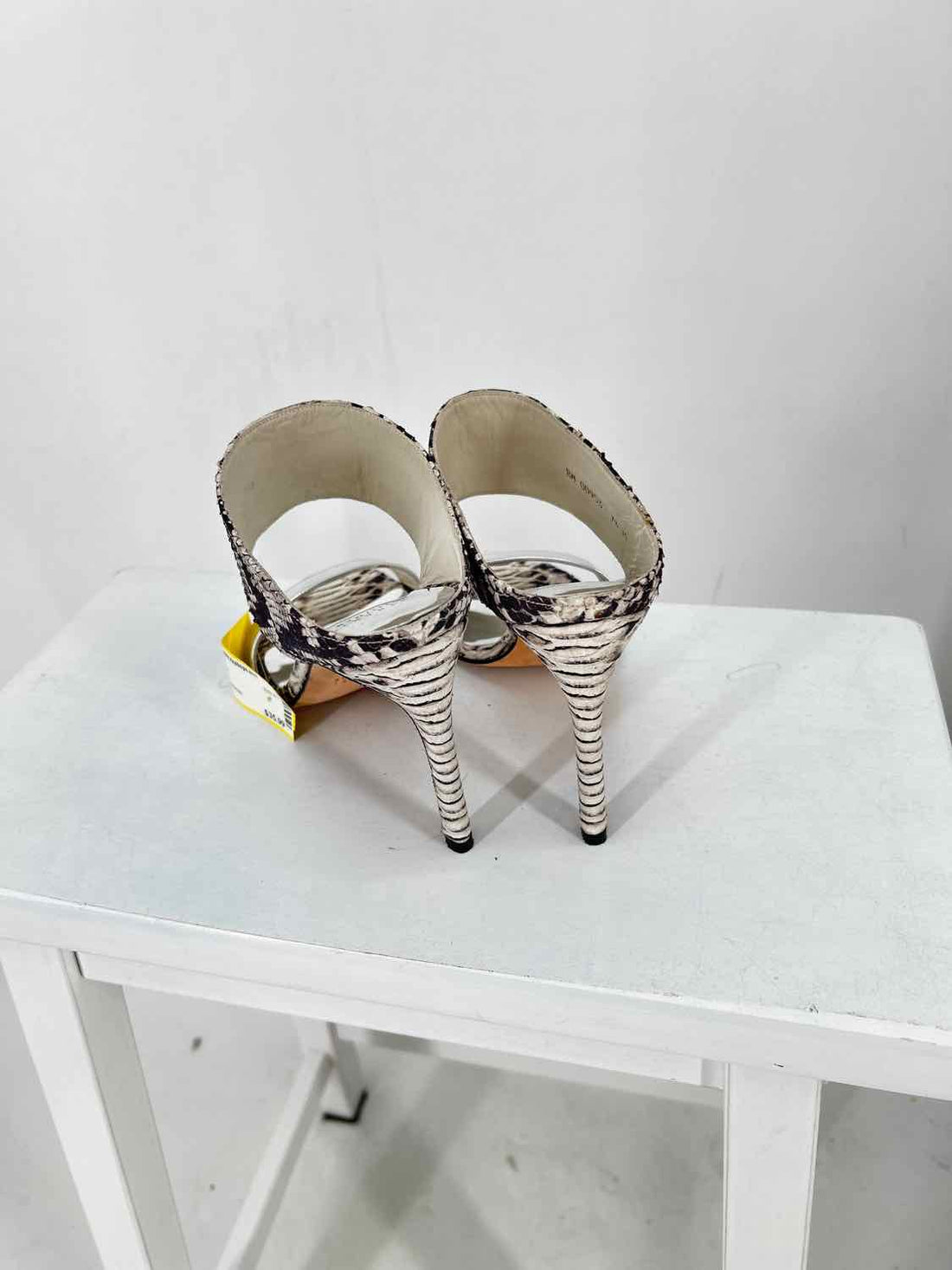 Stewart Weitzman Women Size 7.5 Snake Print Heels