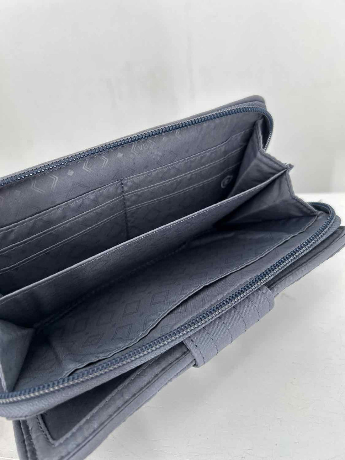 Vera Bradley Gray NWT Wallet